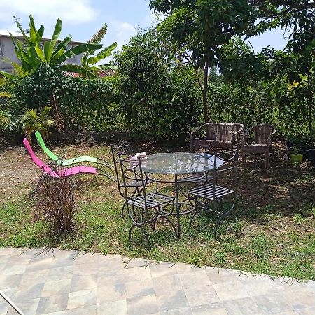 Zannanna Delair Guest House Sainte-Anne  Exterior foto